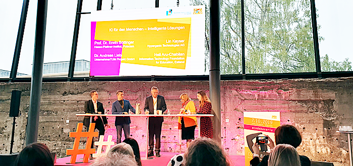 Vortrag zum Thema KI (Künstliche Intelligenz) auf dem bayerischen Digitalgipfel 2019 in München